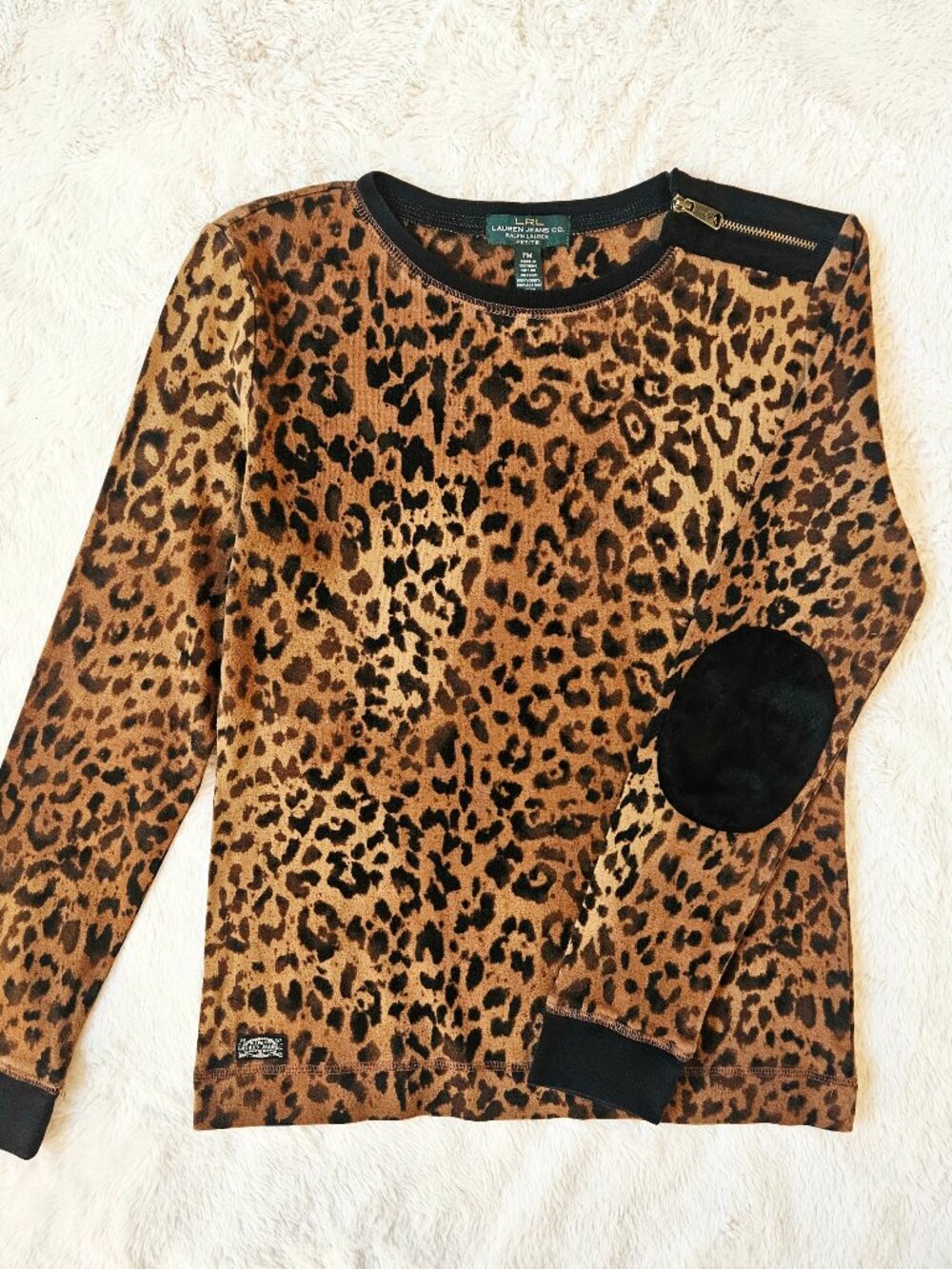 Lauren Jeans Co. Ralph Lauren Petite Women's long-sleeve top leopard print Sz PM